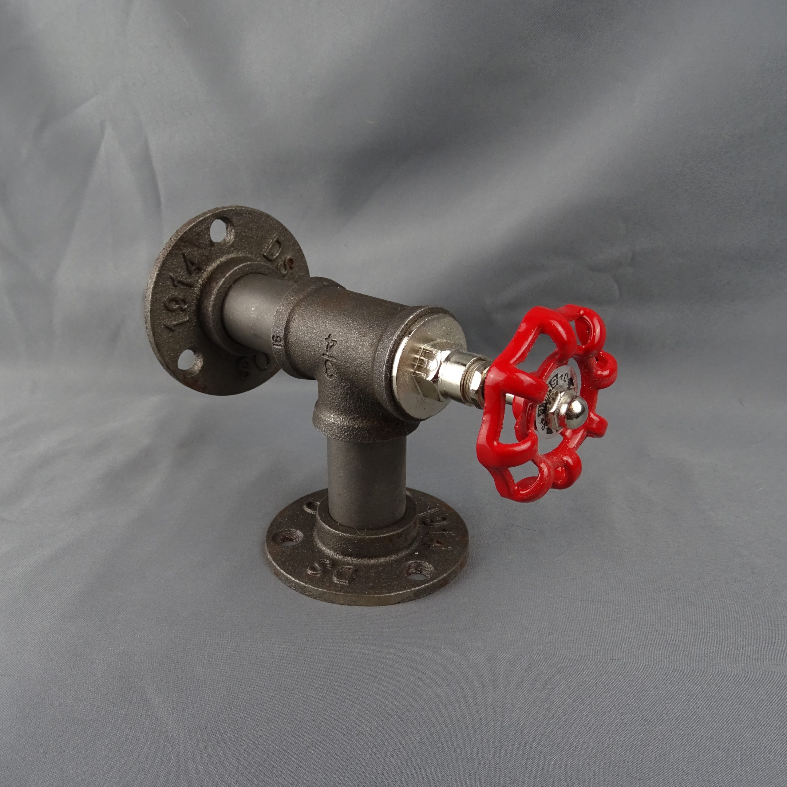 Valve Pipe Bracket Valve Pipe Bracket